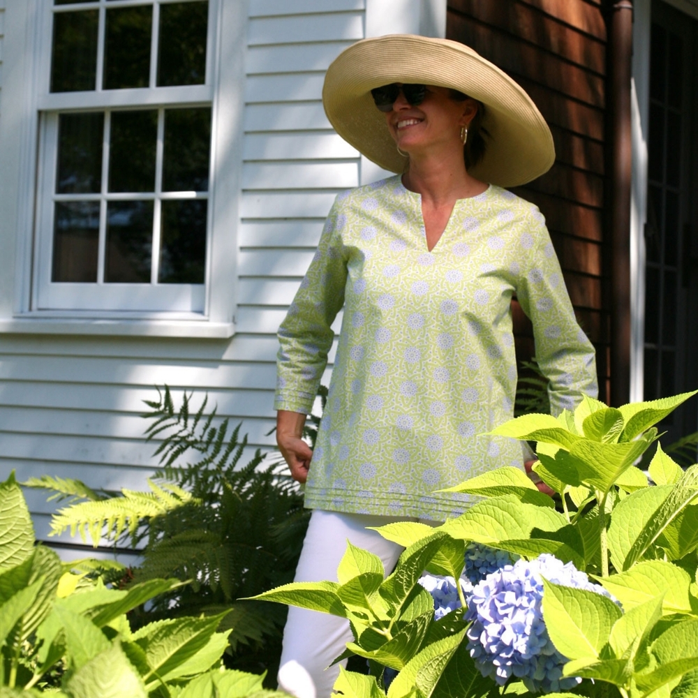 Needham Lane Sydney Cotton Poplin V-neck Tunic - Picture 5 of 17